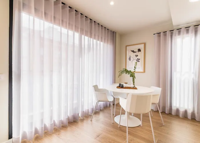 Invalencia Valls Flat Valência