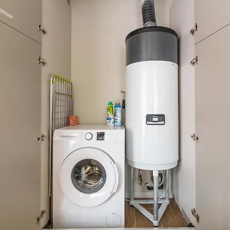 Invalencia Valls Flat דירה