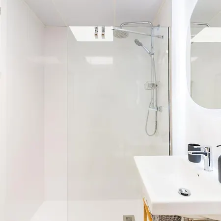 Διαμέρισμα Brand New And Stylish 1 Bdr By Invalencia Βαλένθια
