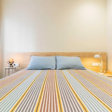Brand New And Stylish 1 Bdr By Invalencia