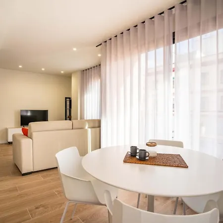 Διαμέρισμα Brand New And Stylish 1 Bdr By Invalencia