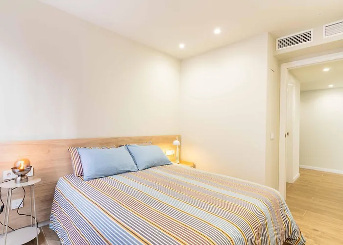 Invalencia Valls Flat شقة فالنسيا