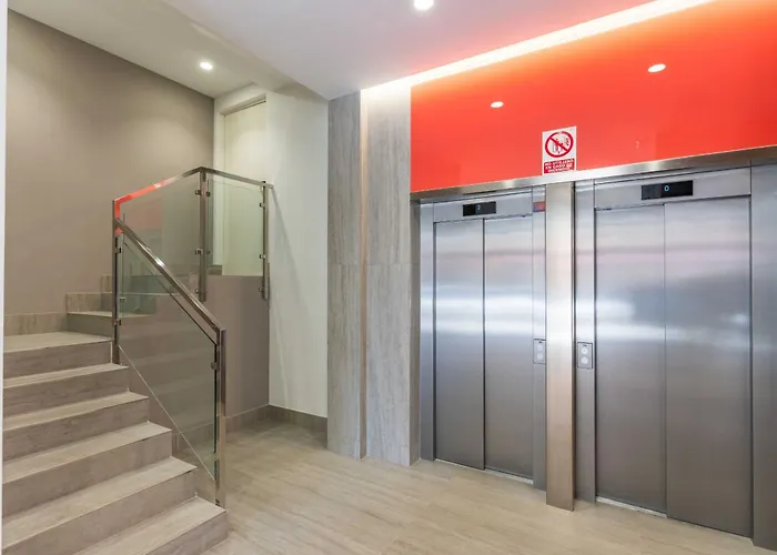 Invalencia Valls Flat شقة *