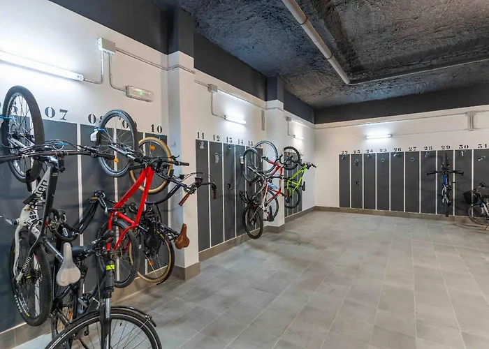 Invalencia Valls Flat * فالنسيا