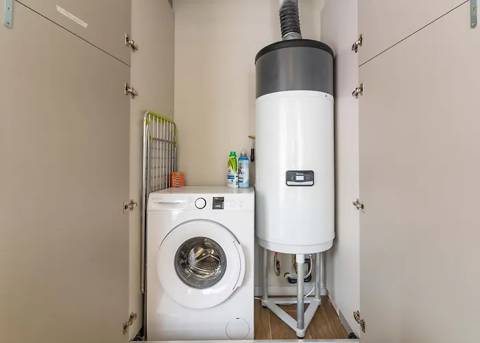 Invalencia Valls Flat شقة